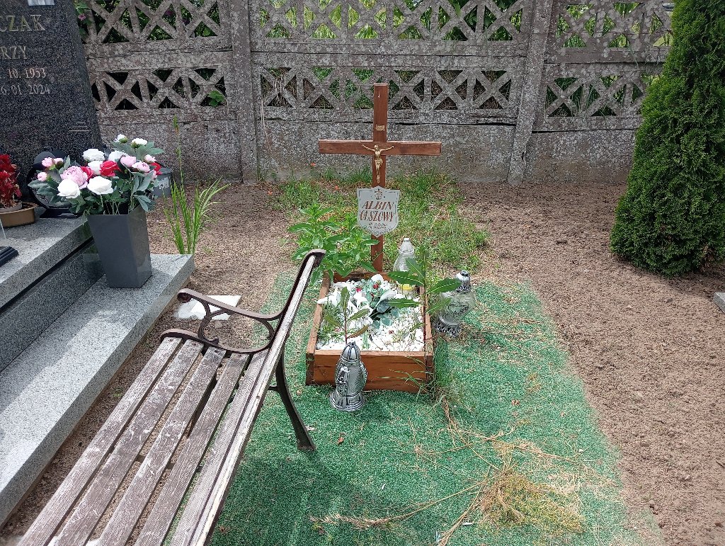 Grób Ariel Olszowy